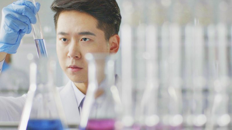 高分子防水卷材厚度参数解析：关键指标与选型逻辑**