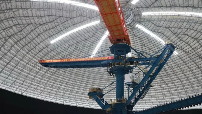 工程塑料与铝合金：性能对比与应用解析